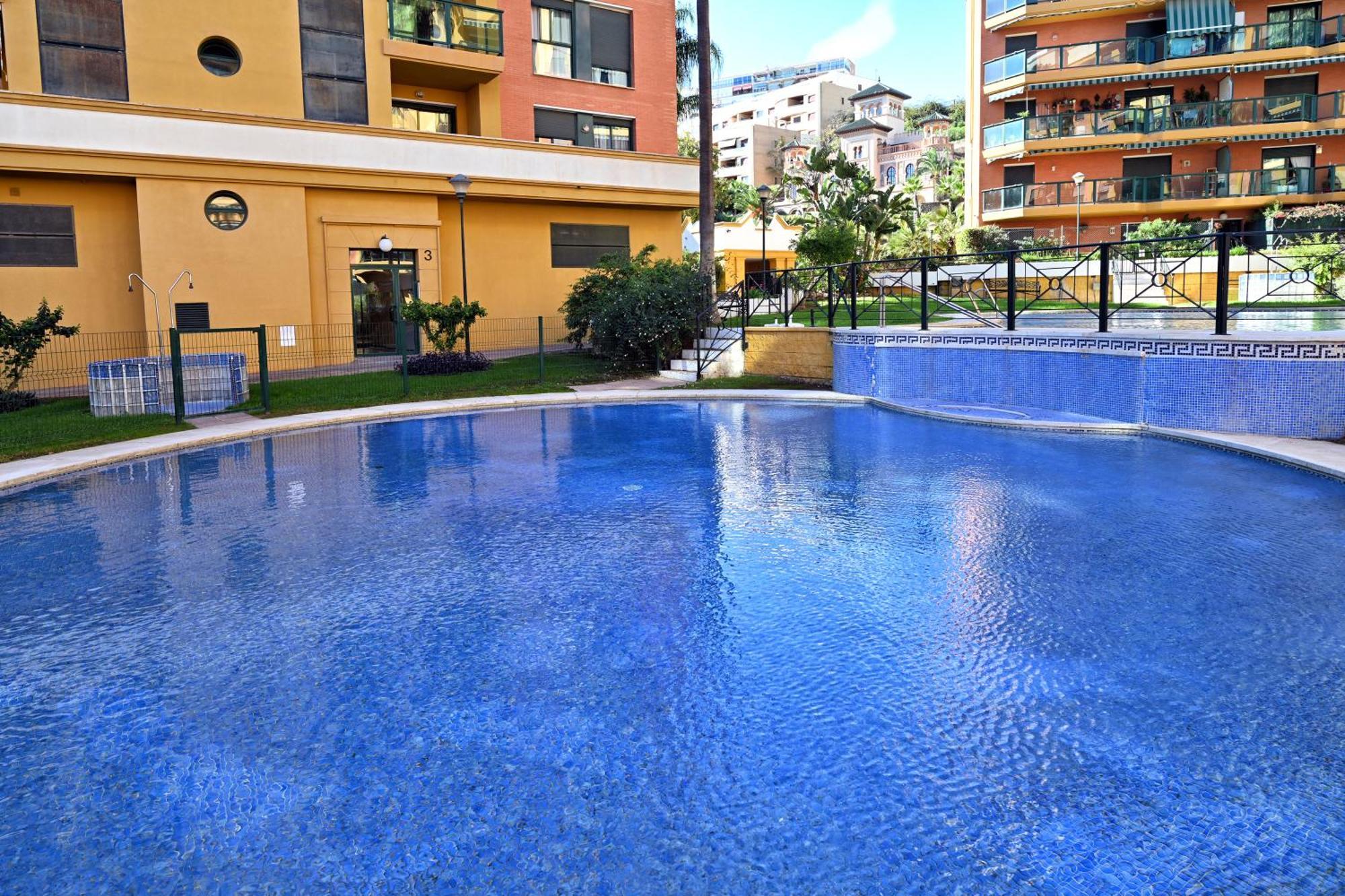 Love Rent4 Malaga Playa Del Bajondillo Торремолінос Екстер'єр фото